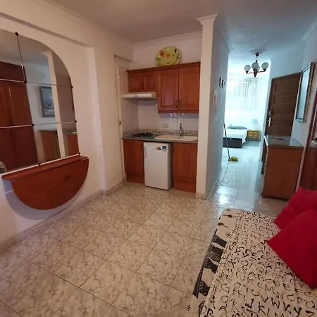 Cristianos Apartament Ocean View Daire *
